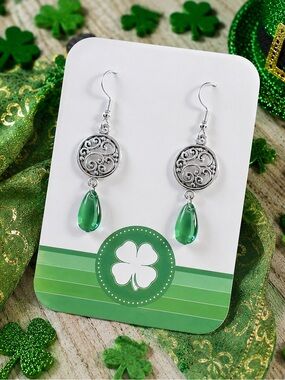 Handmade Silver Tone Green Dangle Earrings St Patrick’s Day (Version 2)